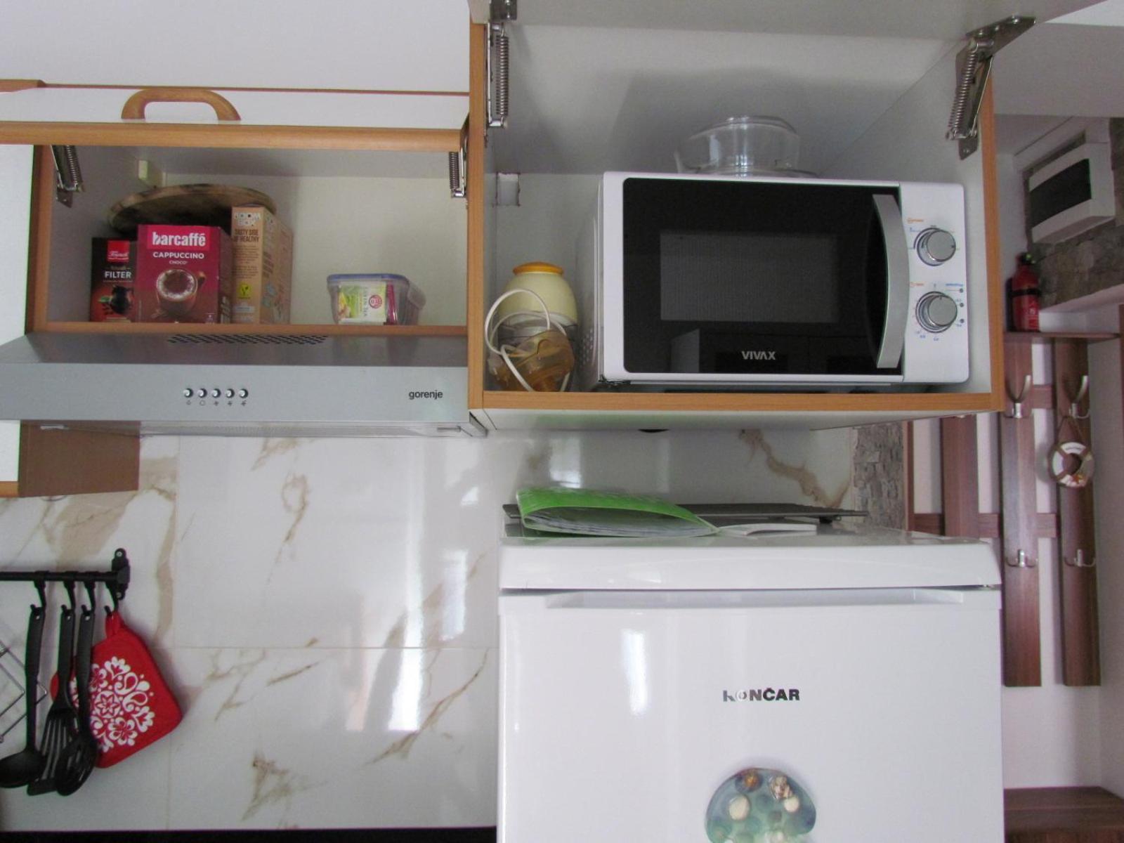 Apartments Bura & Jugo, Cres, Without Stress Екстериор снимка