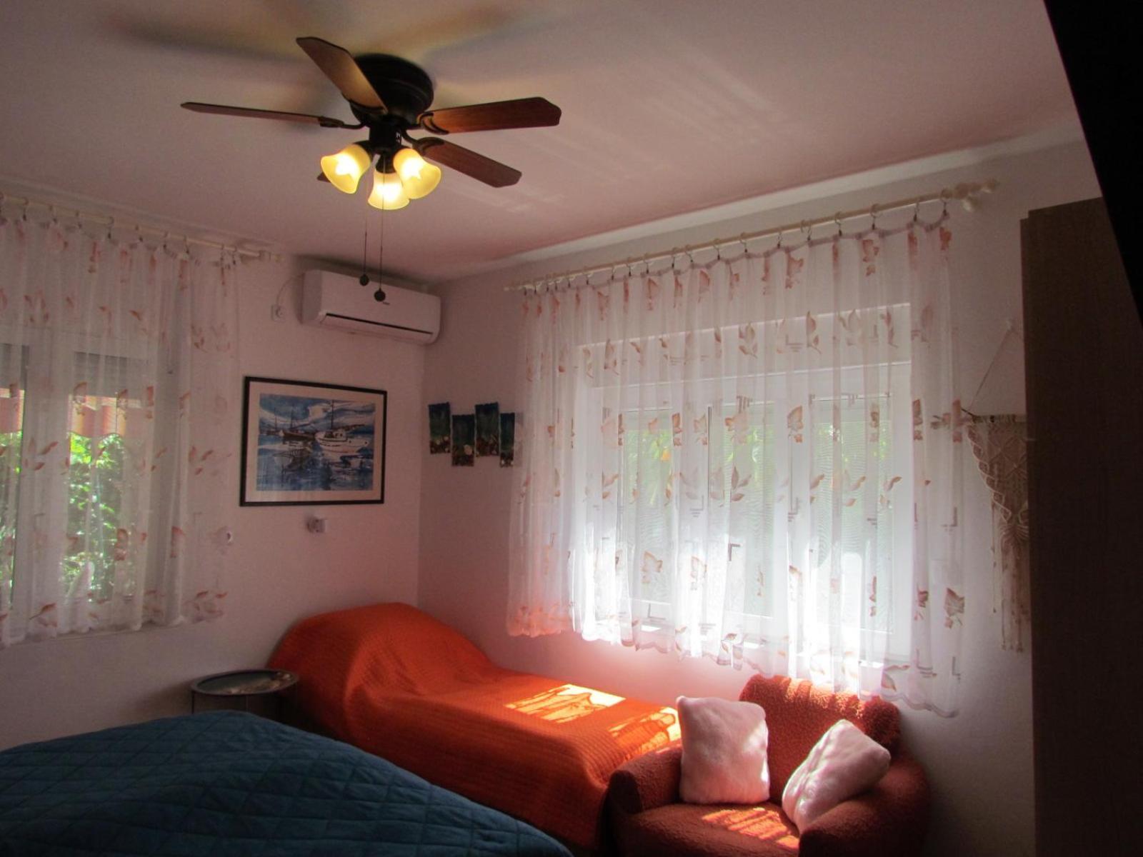 Apartments Bura & Jugo, Cres, Without Stress Екстериор снимка