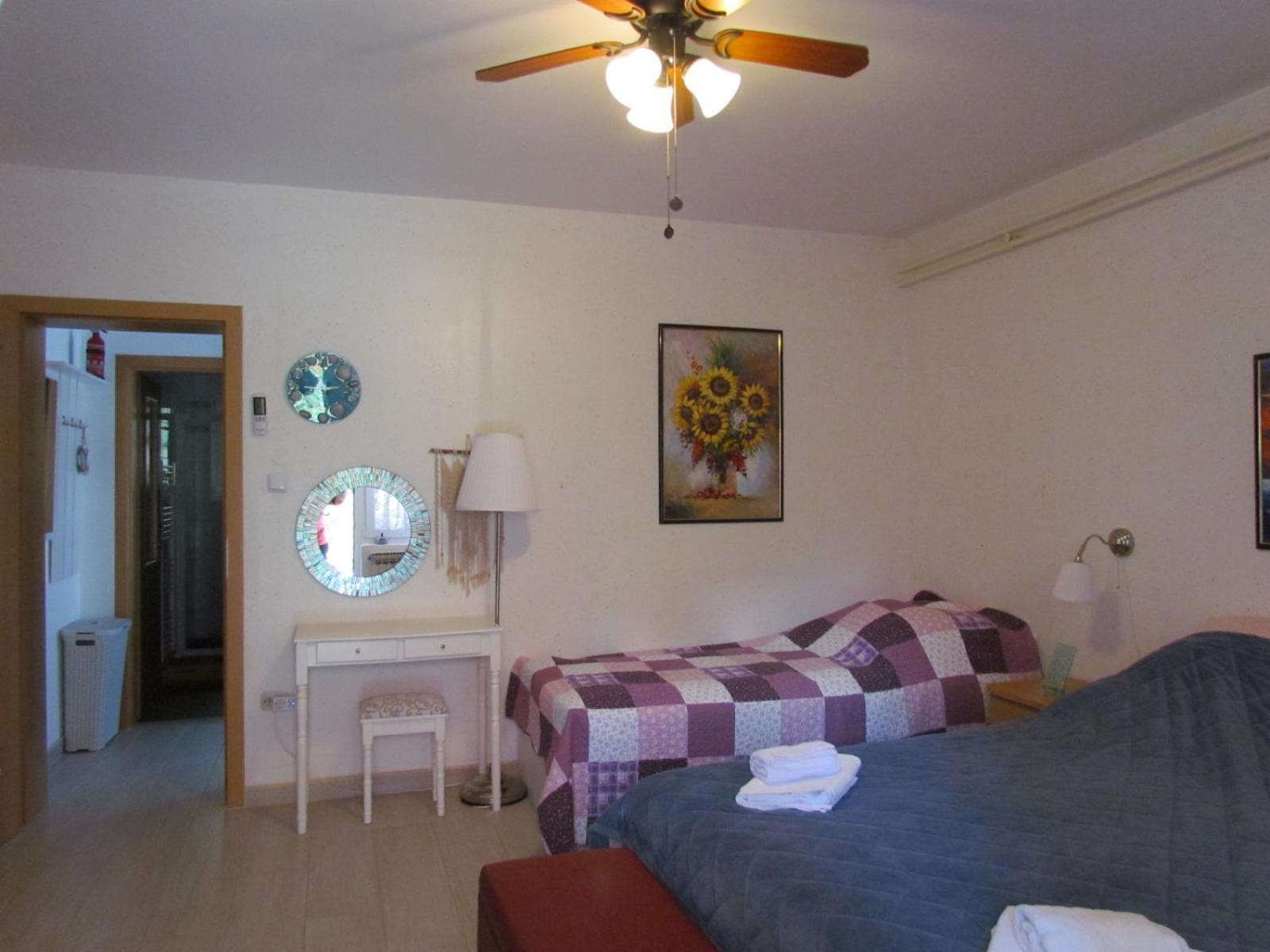Apartments Bura & Jugo, Cres, Without Stress Екстериор снимка